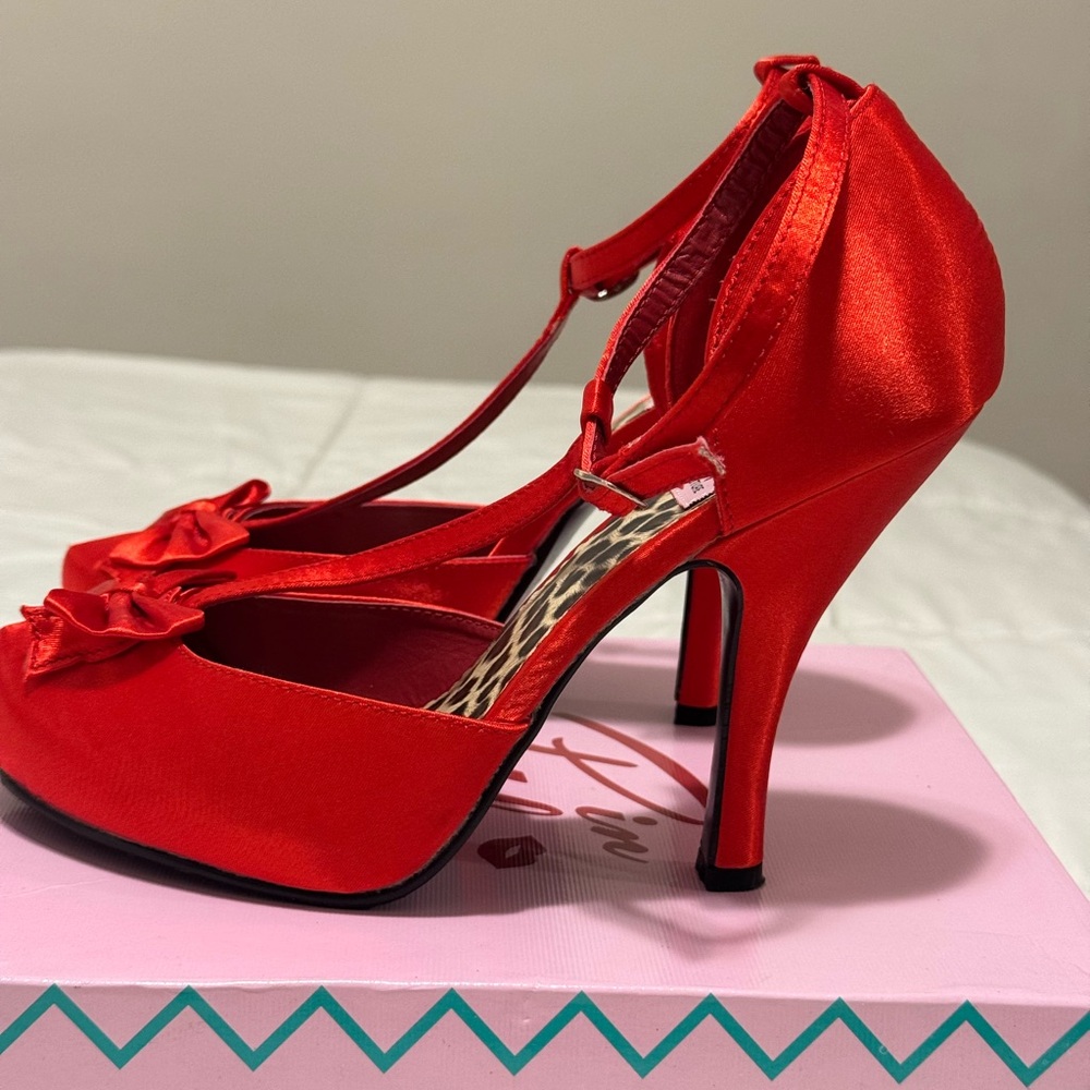 Pinup Couture Scarlet Red Peep-Toe Heels